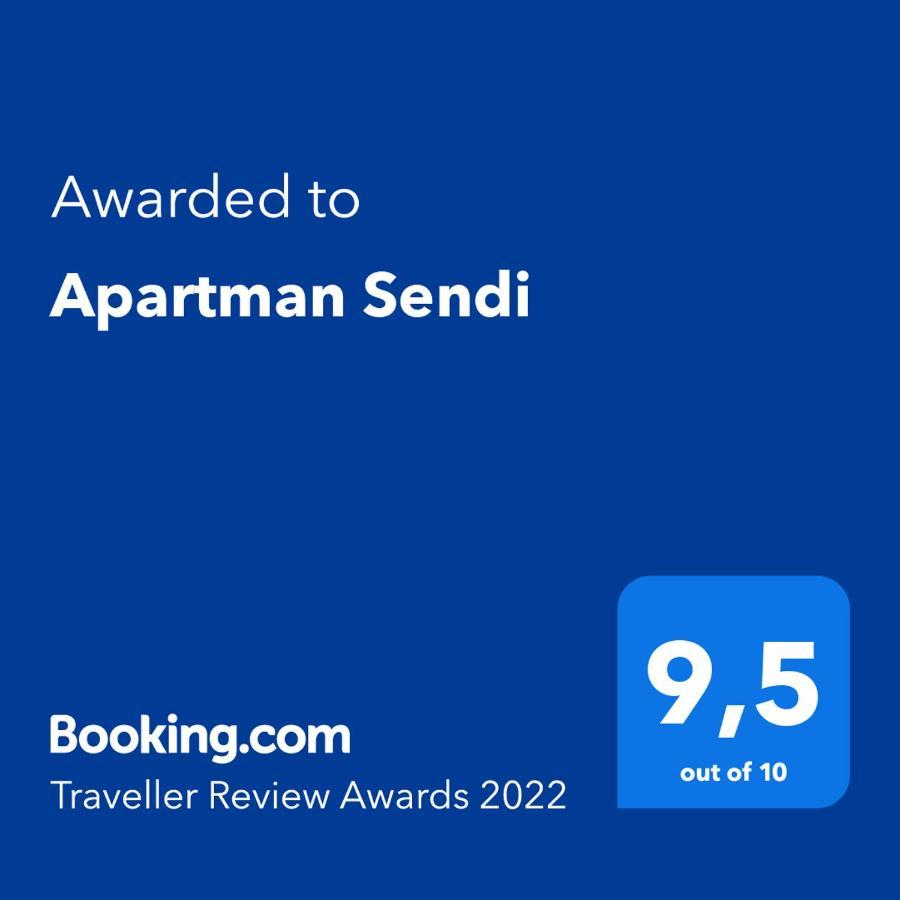Apartman Sendi Pula Extérieur photo