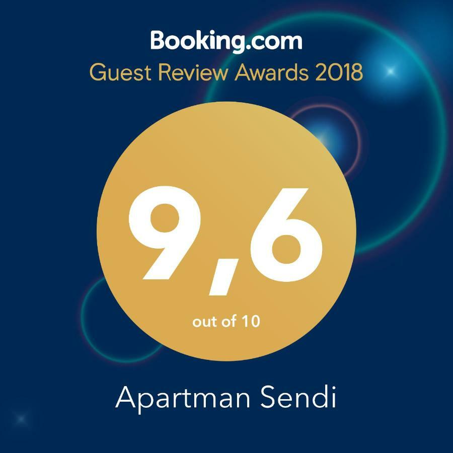 Apartman Sendi Pula Extérieur photo